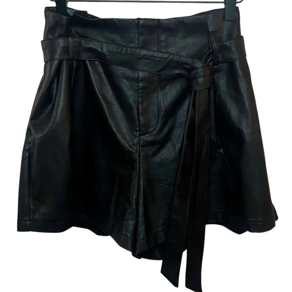Women’s Faux Leather High-Waisted Paperbag Shorts with Belt – Black, Size XXL